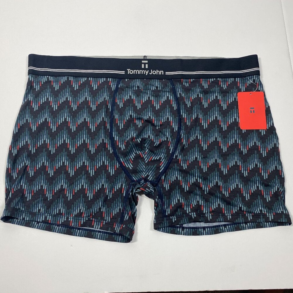 NWT Tommy John Second Skin 4" Boxer Briefs Size XL - Snake Zig Zag Print